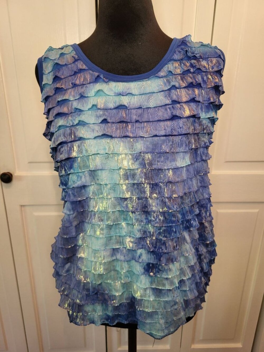 Only Nine Vintage Y2K Blue Turquoise Iridescent Ruffle Tank L Mermaid Beach 00s